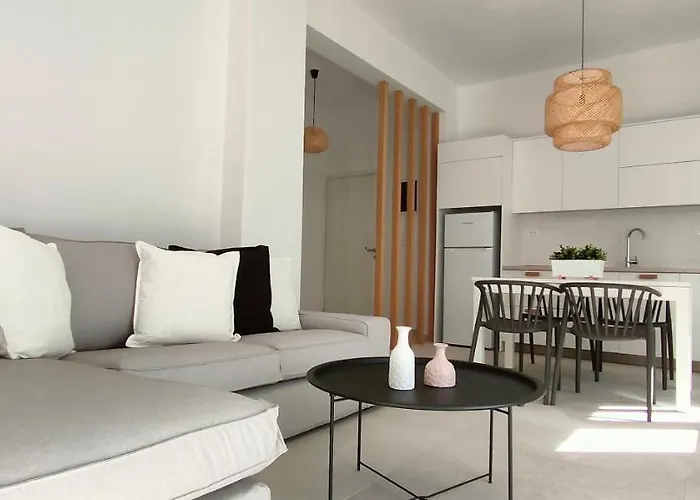 Kelly\'S Urban Apartment